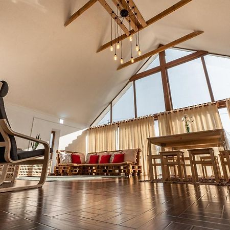 Modern Loft Lighthouse Vandrerhjem Karakol Eksteriør bilde