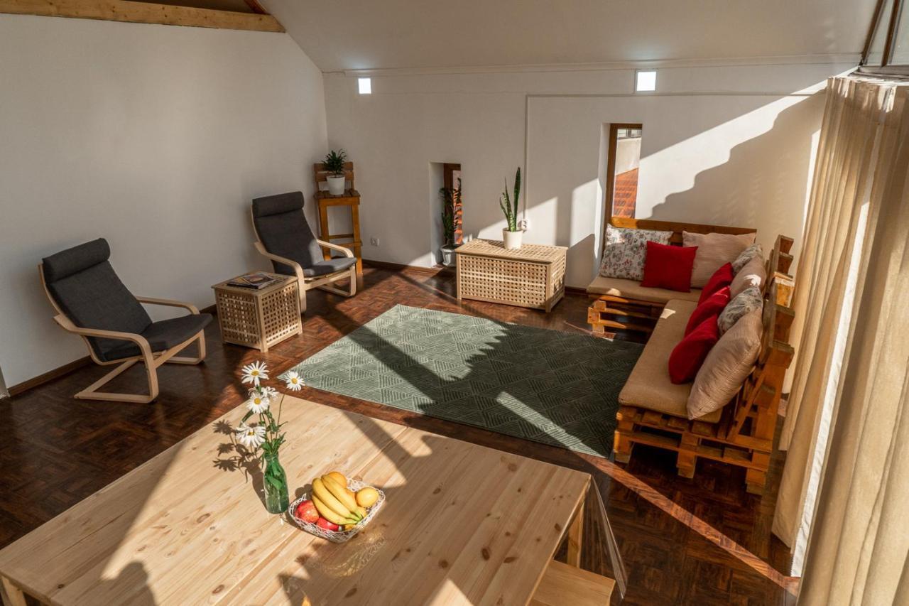 Modern Loft Lighthouse Vandrerhjem Karakol Eksteriør bilde