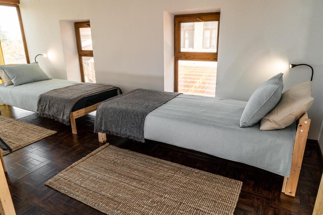 Modern Loft Lighthouse Vandrerhjem Karakol Eksteriør bilde
